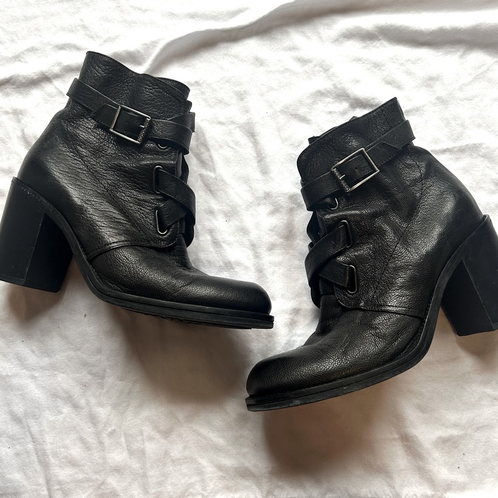 Alberto Fermani black leather boots size 39